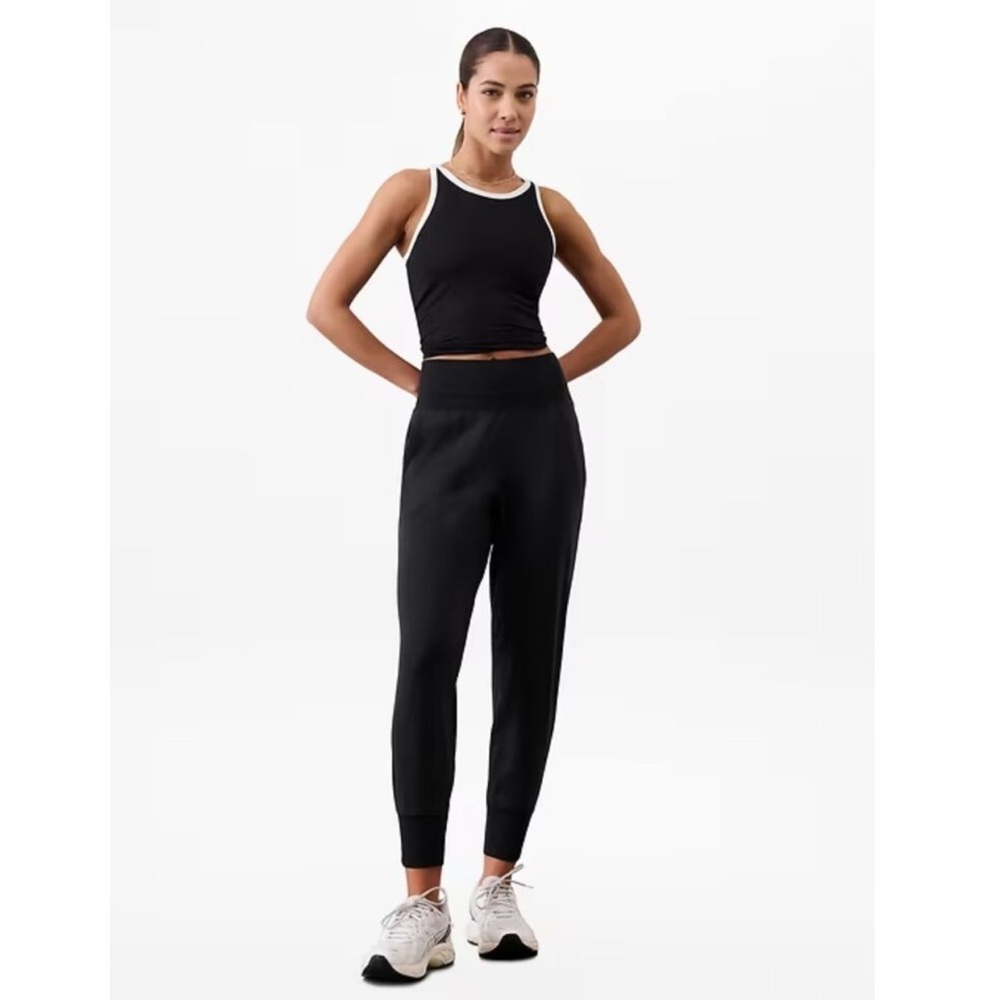NWT! ATHLETA Venice High Rise Jogger Black Sweatpants XS & SMALL TALL 597888 👟